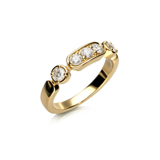 DIAMOND SET ROUND & OVAL LINK RING