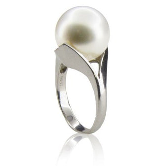 Pearl Ring
