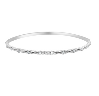 DIAMOND RIBBED BANGLE