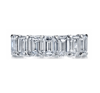 EMERALD CUT DIAMOND PARTWAY BAND