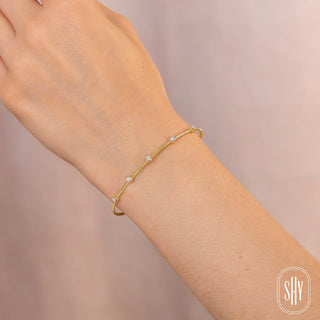 BEZEL DIAMOND BANGLE