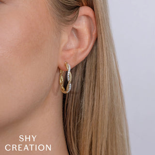 TWISTED HOOP EARRING